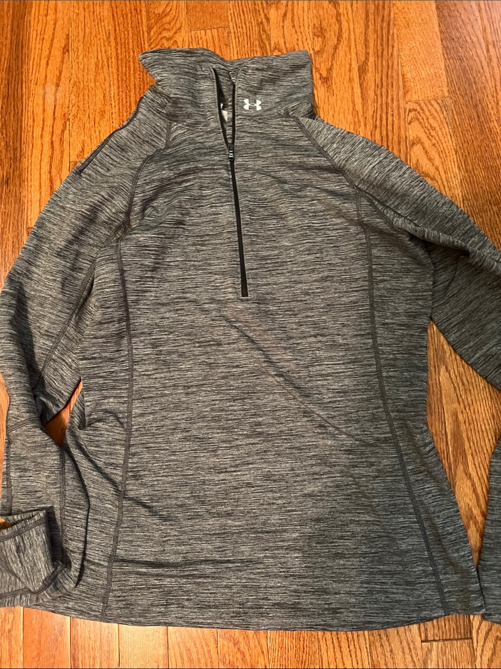 Nike 2@ xl, black and red sleeves Nike is L, gray in back is UNDER Armore XL - Picture 5 of 5